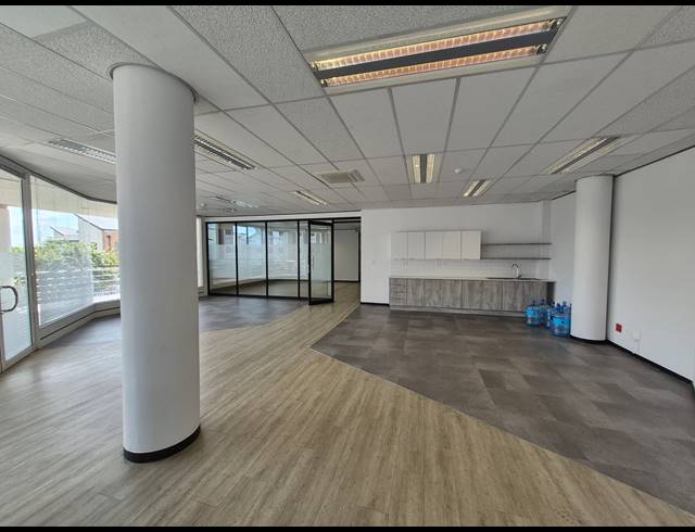 966M² OFFICE TO LET IN ROSEBANK